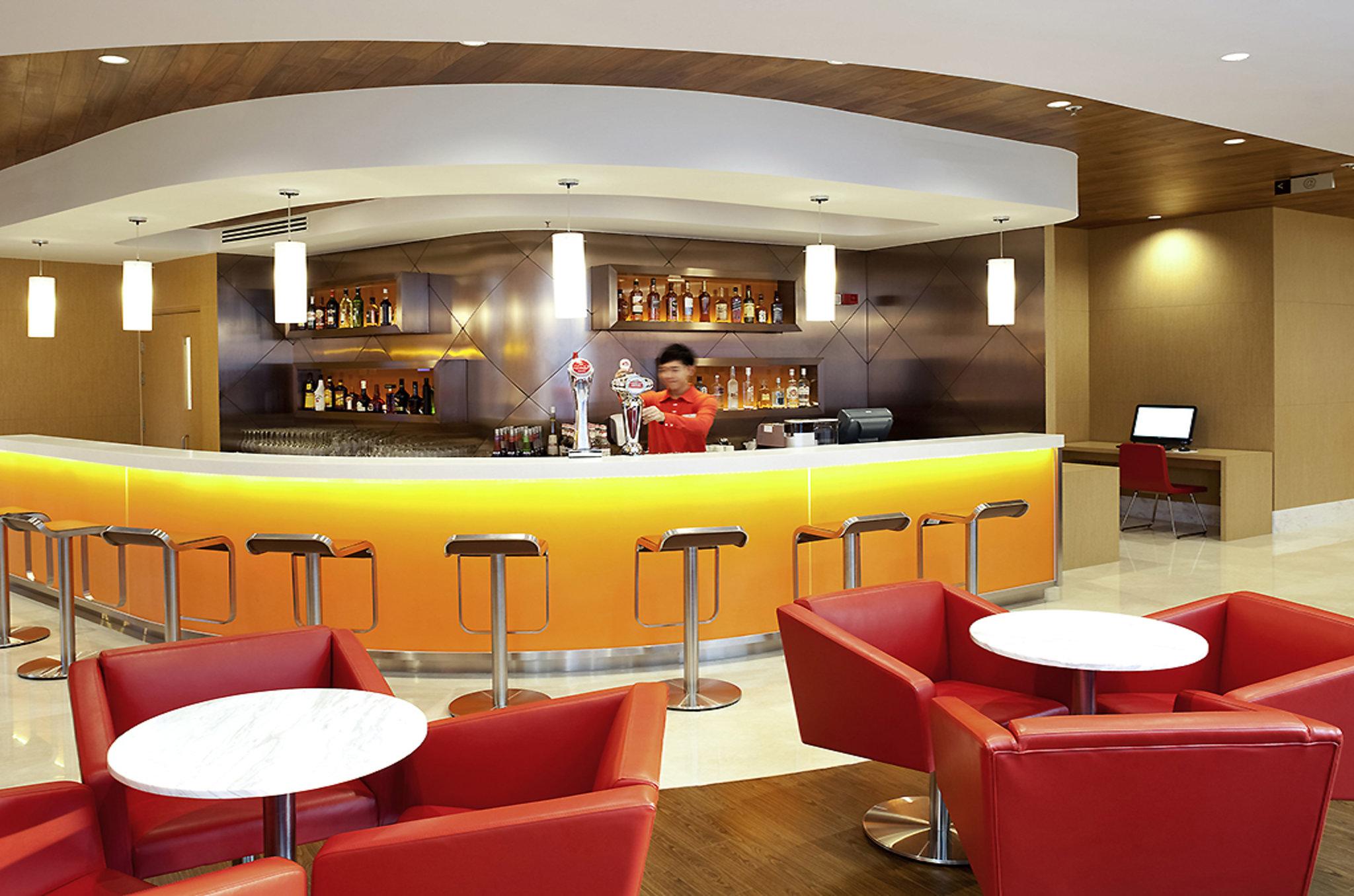 Ibis Hong Kong Central & Sheung Wan Exterior photo