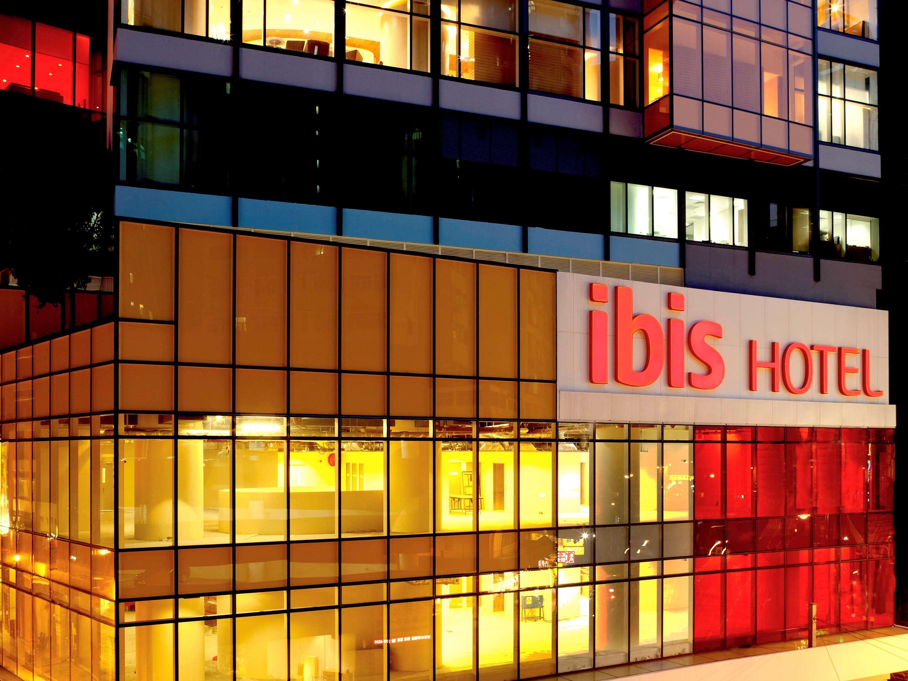 Ibis Hong Kong Central & Sheung Wan Exterior photo