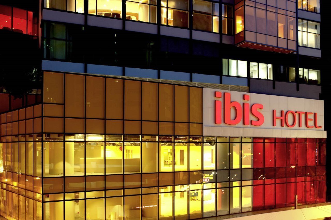 Ibis Hong Kong Central & Sheung Wan Exterior photo